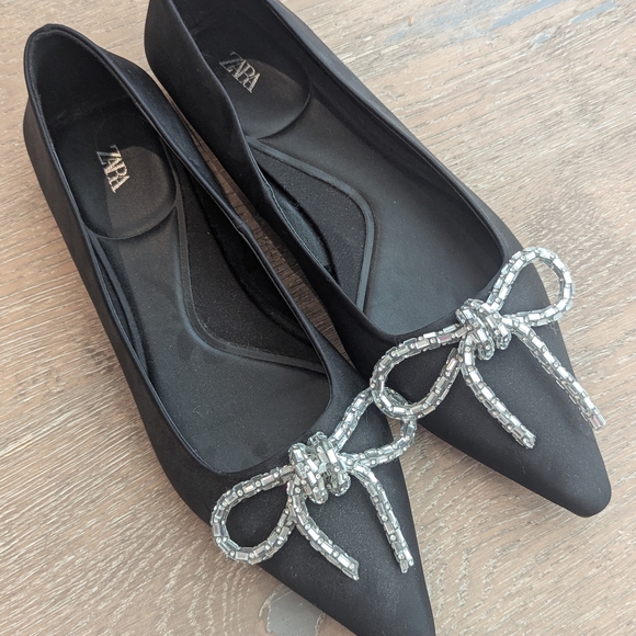 Zara Shoes - Zara Black Women's Shoes with Silver Bow